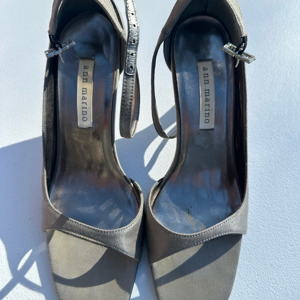 Ann Marino Women's Elegant Silver Heels
